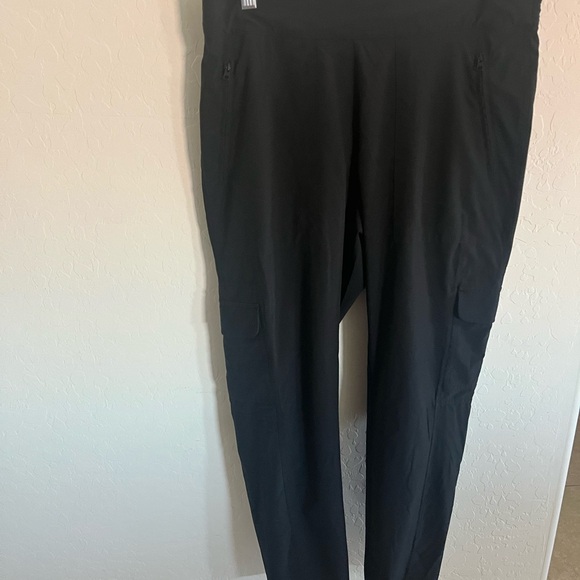 Athleta Pants - Black Athletic Pants